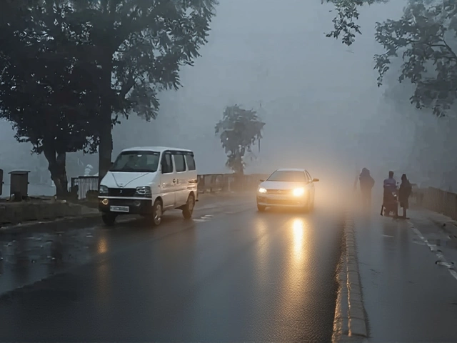 उत्तर प्रदेश में अनियमित बारिश और ठंडक: ईस्ट यूपी में भारी बारिश की चेतावनी, लखनऊ में अक्टूबर में तीन साल में सबसे ठंडा दिन